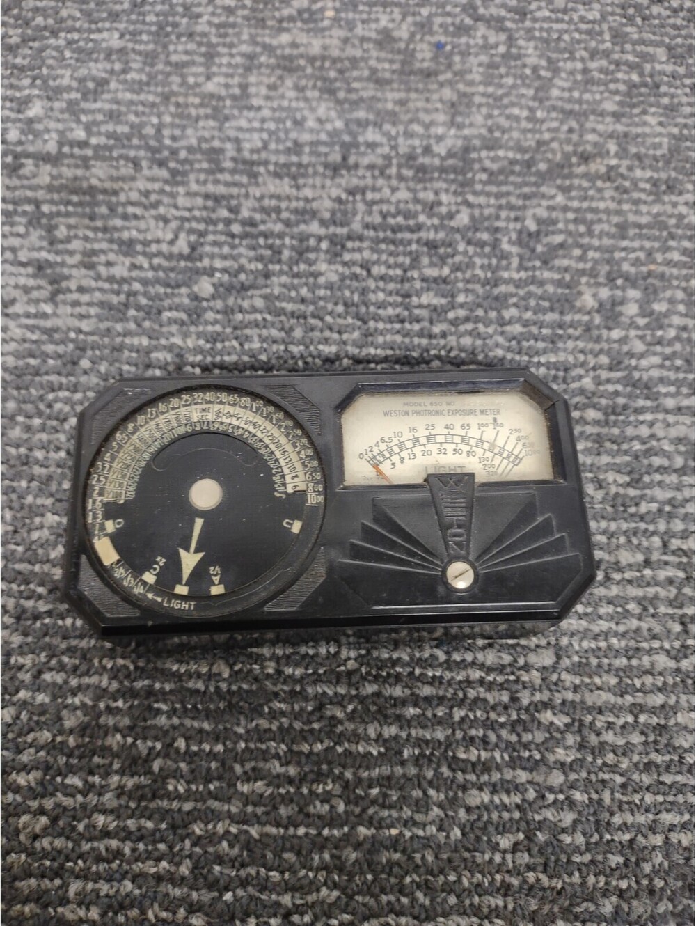 Weston 650 Photronic Exposure Light Meter Universal Emulsion Speed Vintage USA